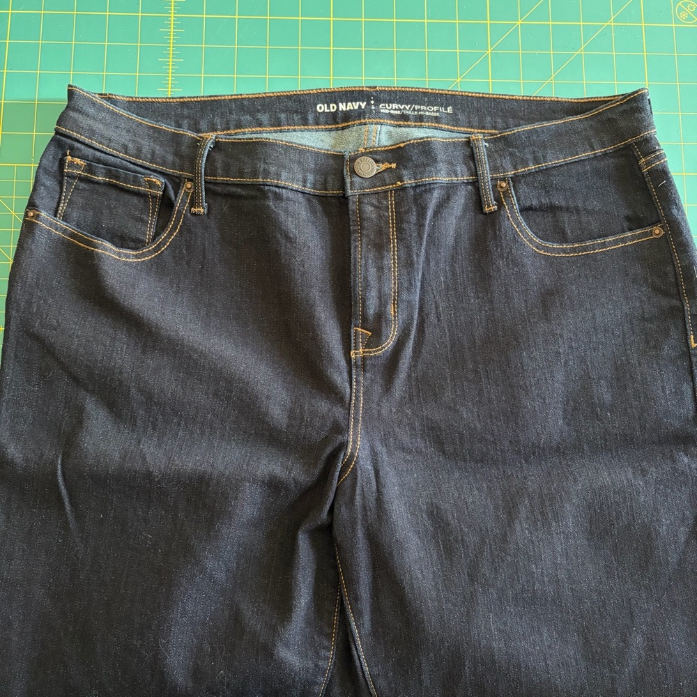 Old Navy Women's Dark Blue Curvy Skinny Jeans (14 Long)